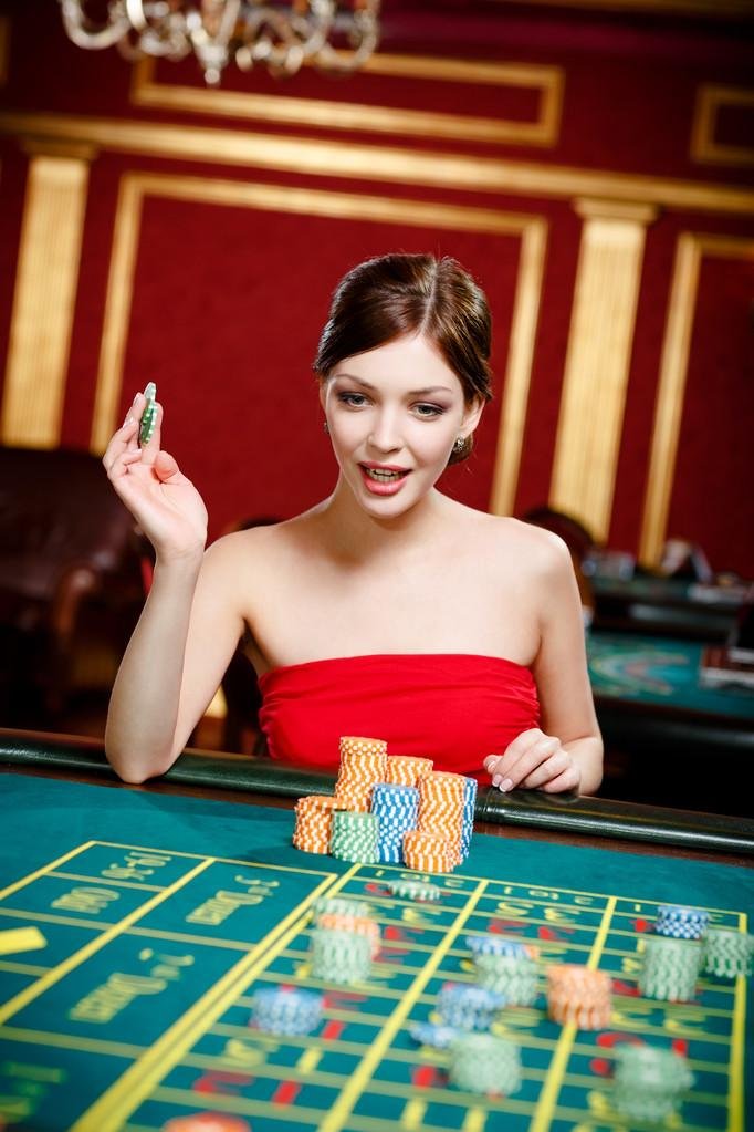 Giao diện trò chơi nổ hũ đa dạng tại 44win33